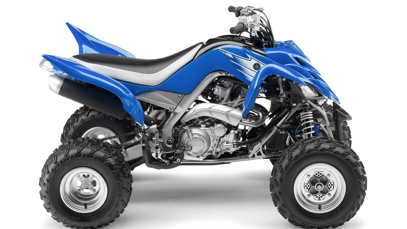 Čtyři YAMAHA tapety (1) #7 - 1366x768