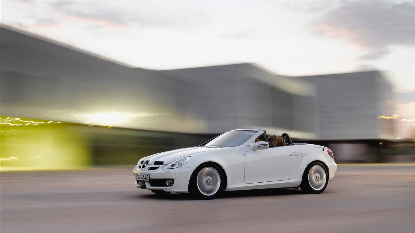 Mercedes tapety (4) #11 - 1366x768
