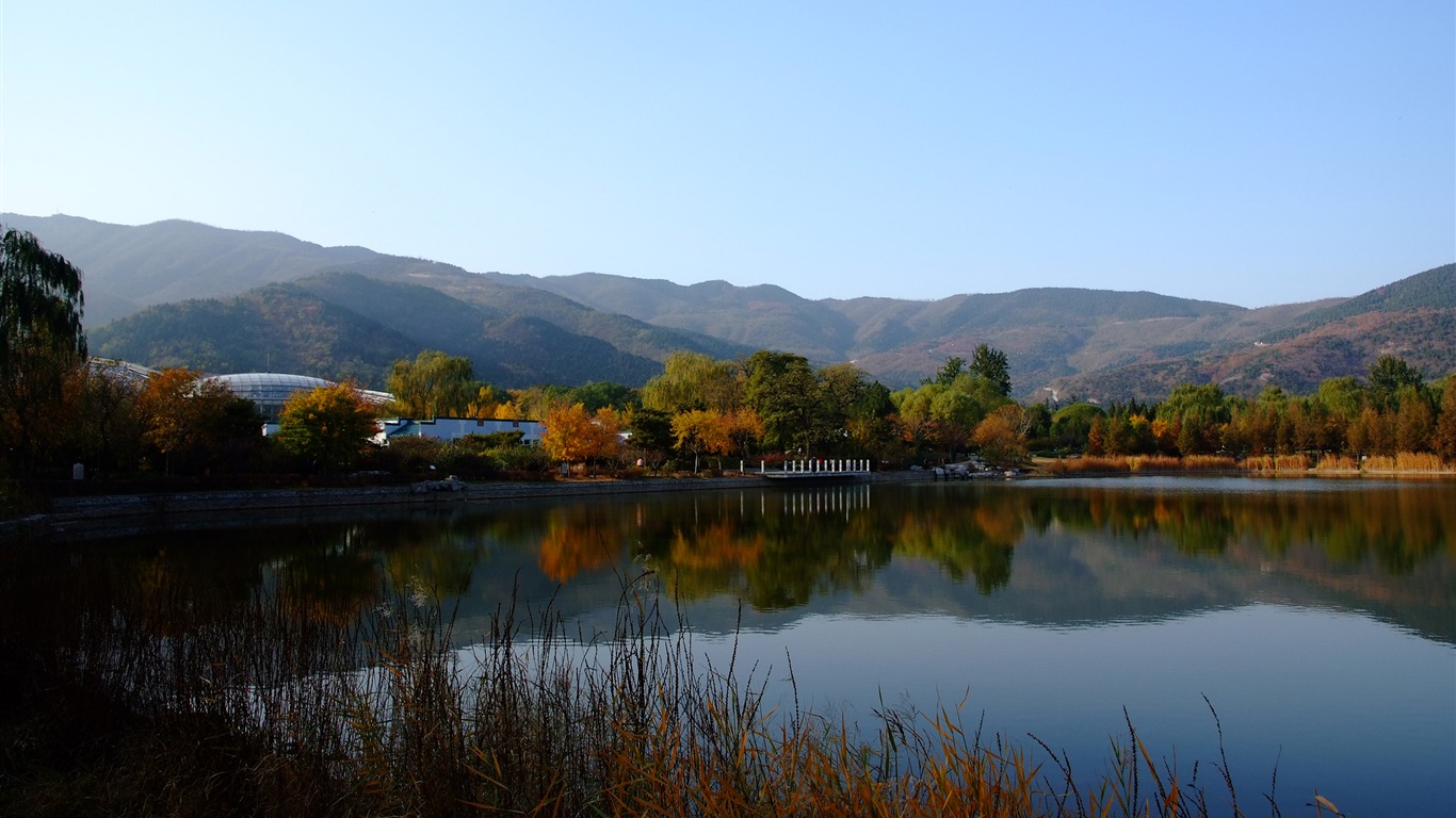 Xiangshan podzimní zahrada (prutu práce) #7 - 1366x768