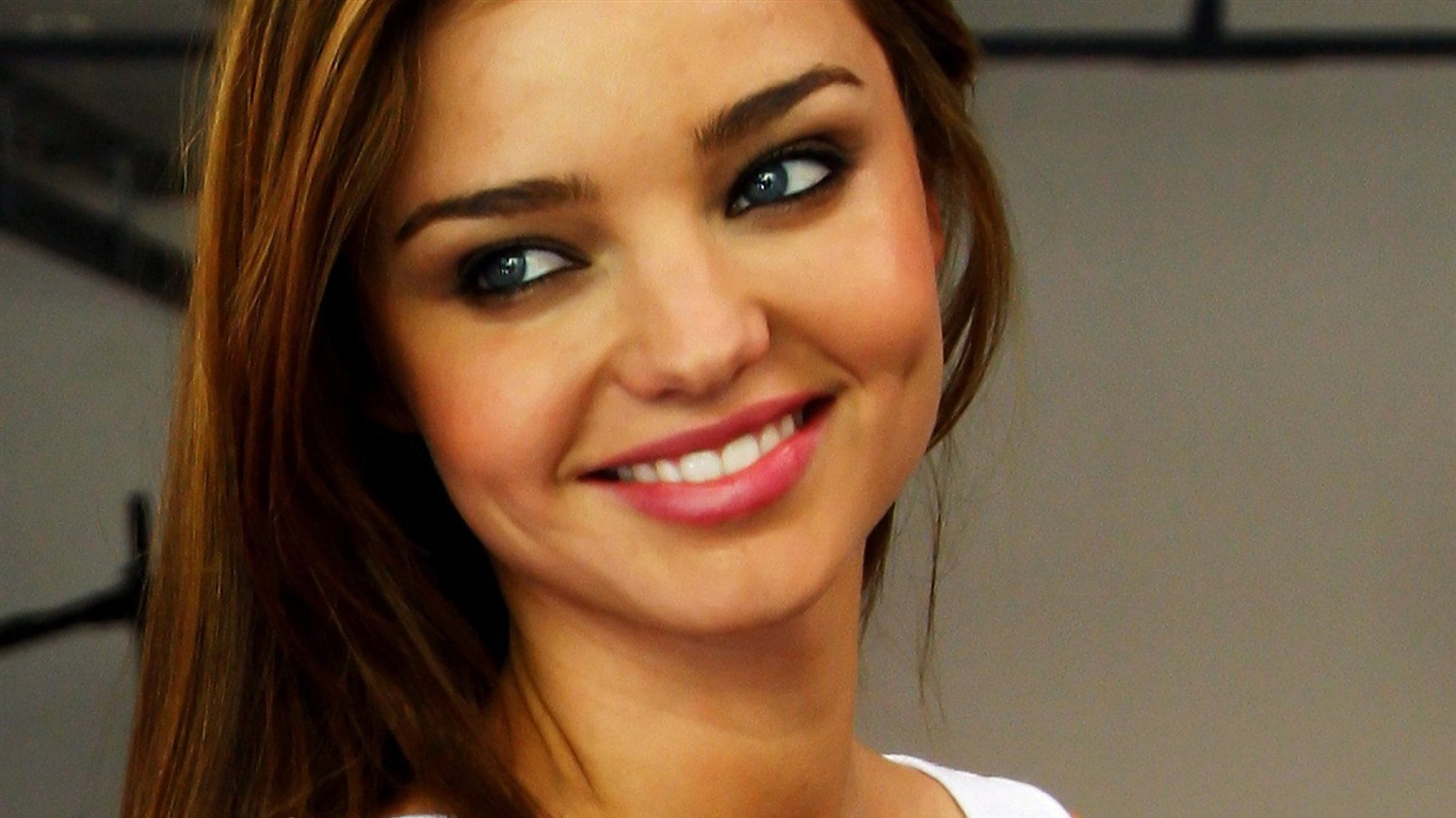 Miranda Kerr beau fond d'écran #23 - 1366x768