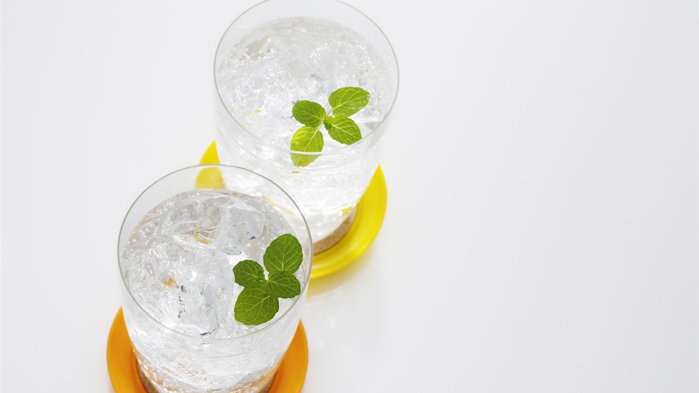Drinks Close-up Wallpaper (4) #13 - 1366x768