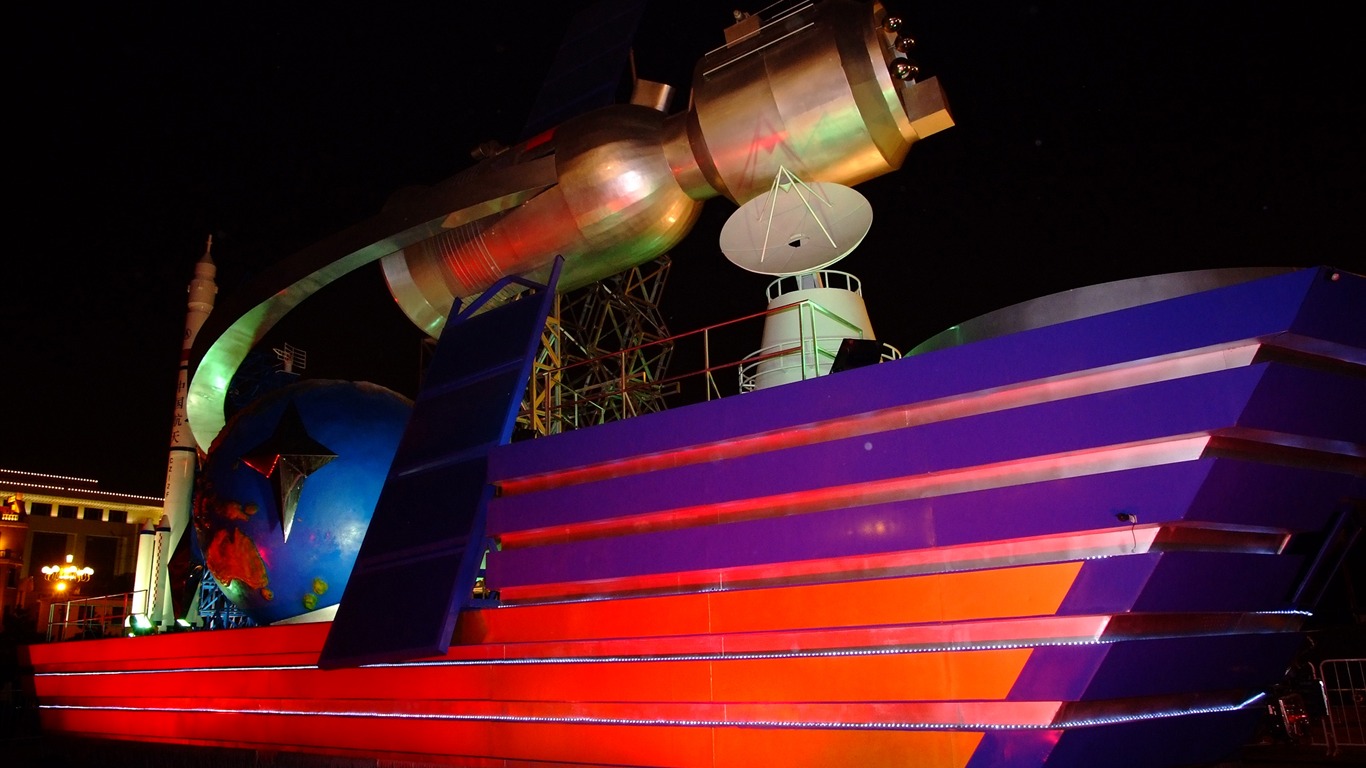 天安門廣場多彩夜景(螺紋鋼作品) #39 - 1366x768