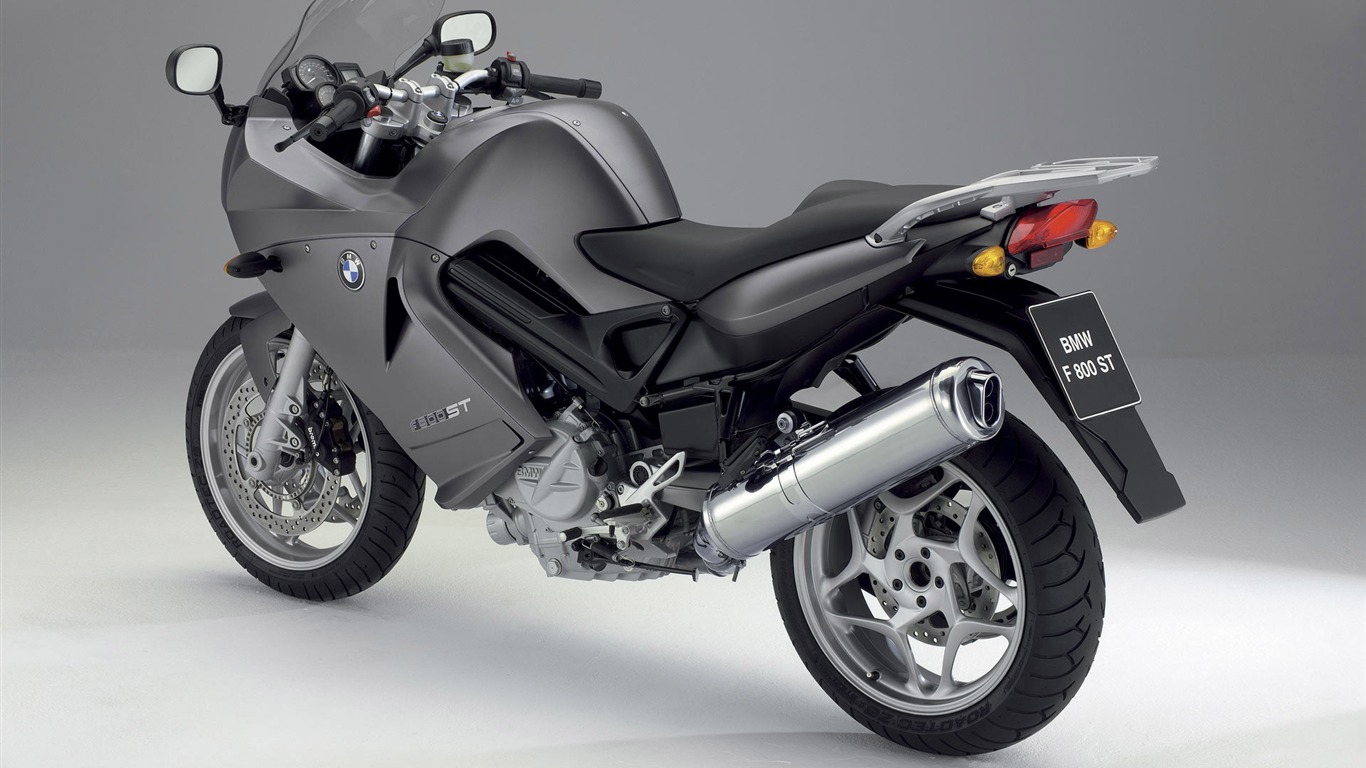BMW motocykl tapety (3) #2 - 1366x768