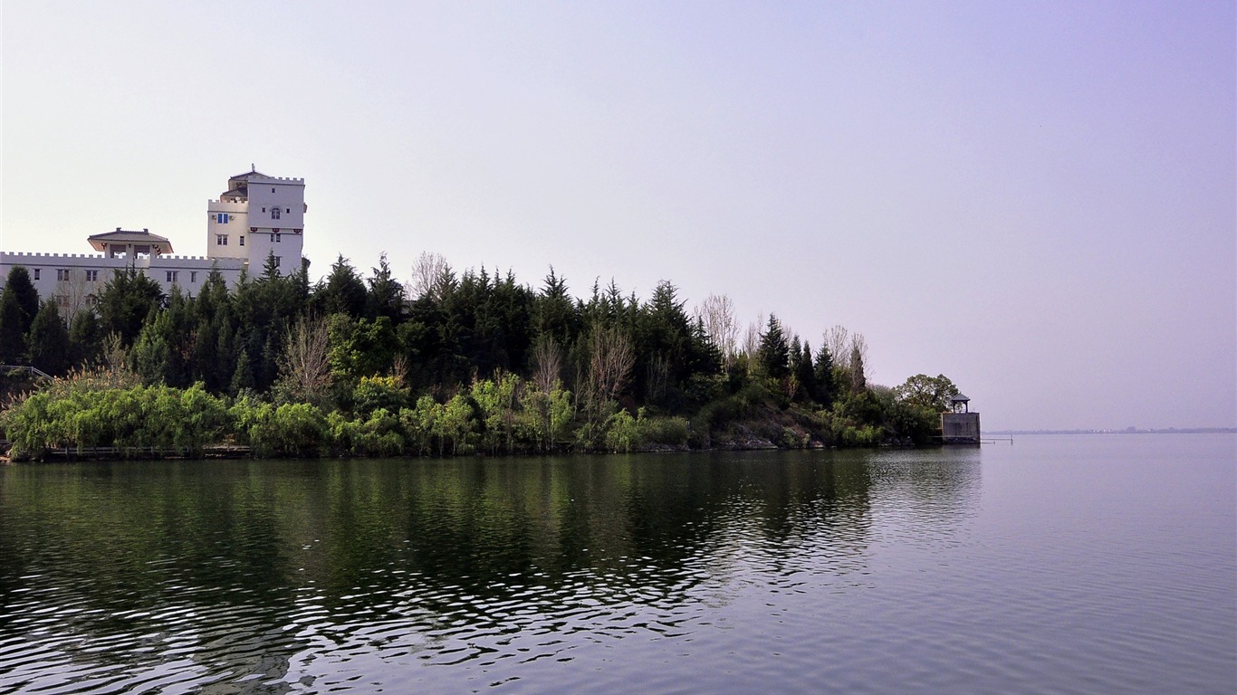 Výhledy do ucha Dali (Old Hong OK práce) #23 - 1366x768