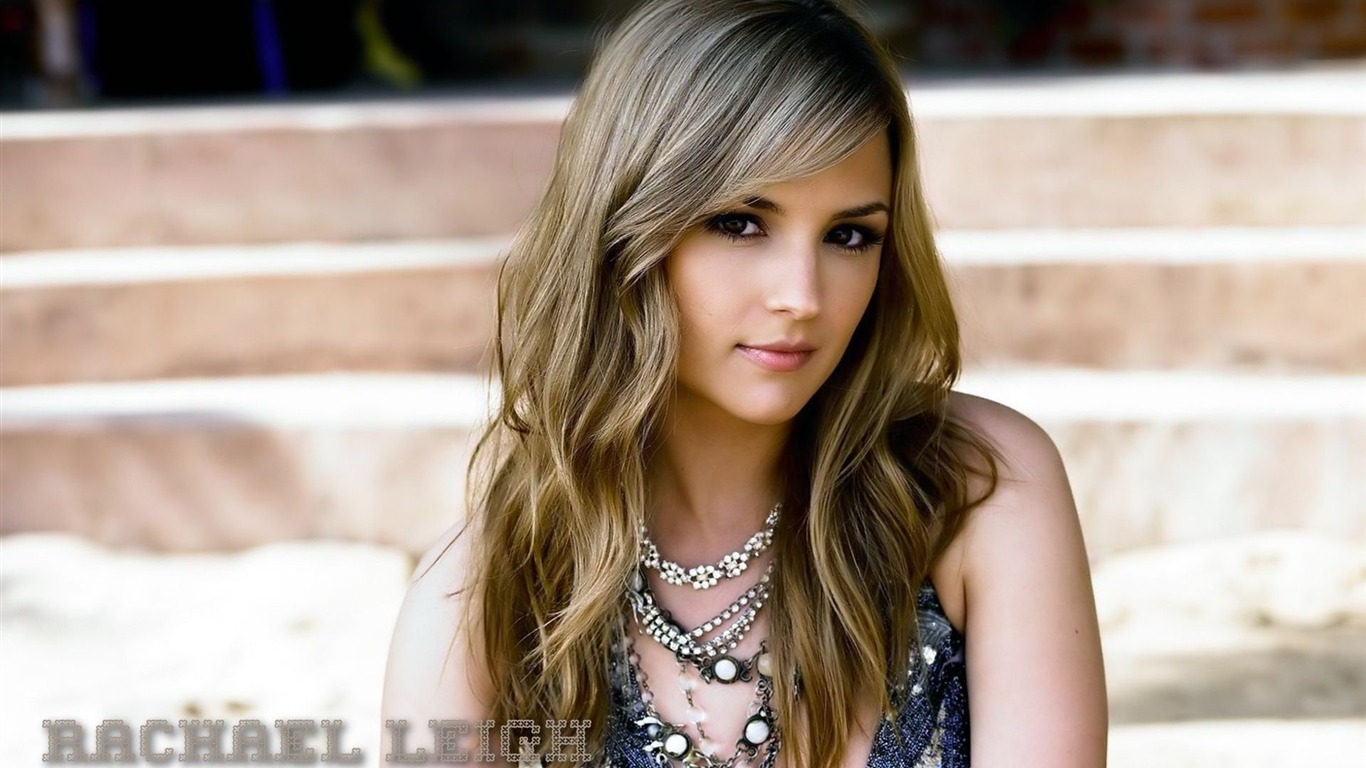 Rachael Leigh Cook hermoso fondo de pantalla #1 - 1366x768