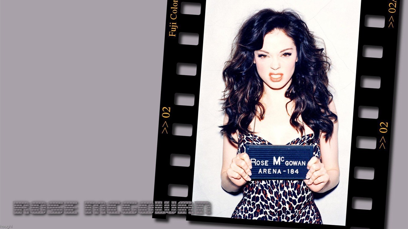 Rose McGowan krásnou tapetu #9 - 1366x768