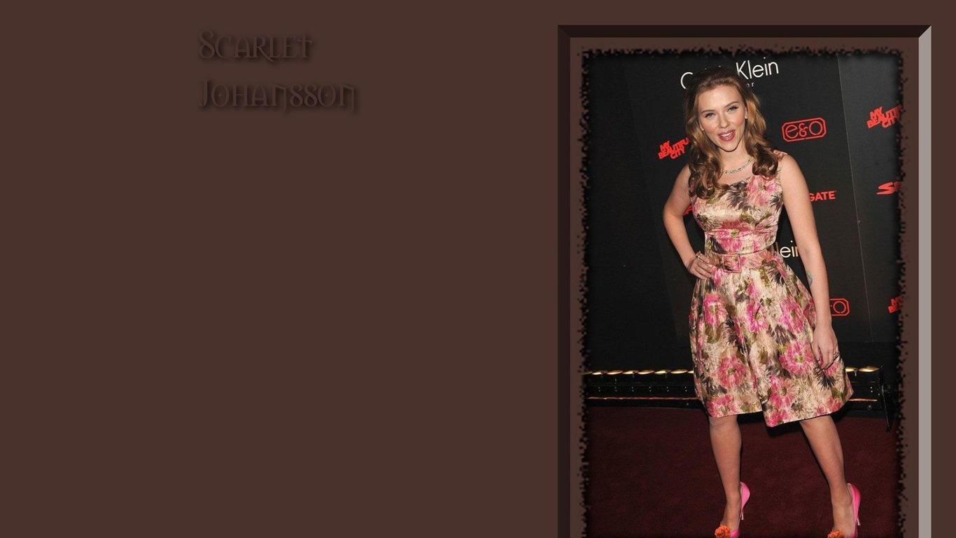 Scarlett Johansson krásná tapeta #3 - 1366x768