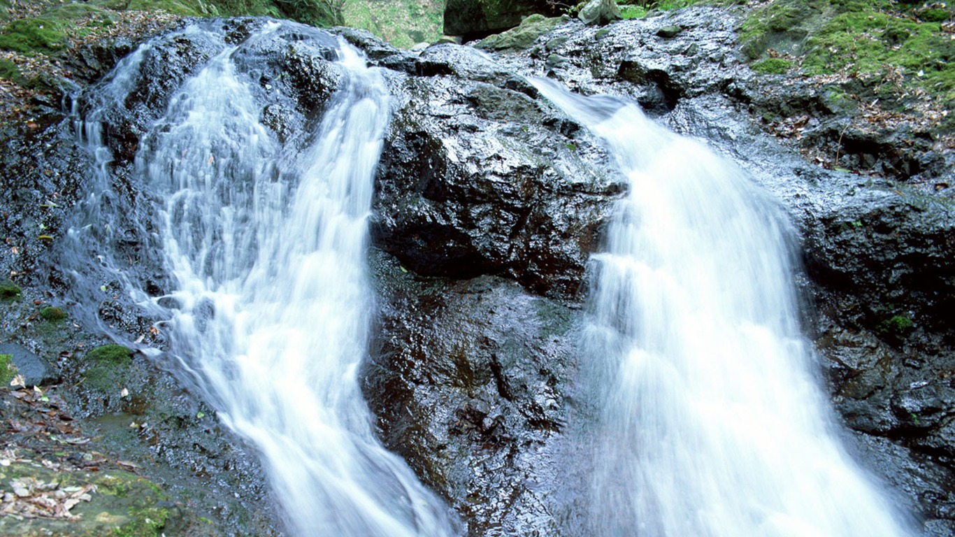 Cascada arroyos fondo de pantalla (1) #13 - 1366x768