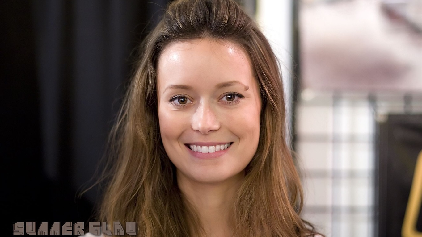 Summer Glau 薩摩·格拉 美女壁紙 #13 - 1366x768