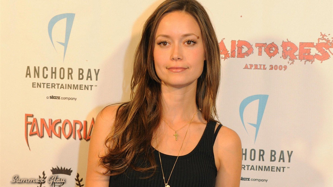 Summer Glau krásnou tapetu #15 - 1366x768