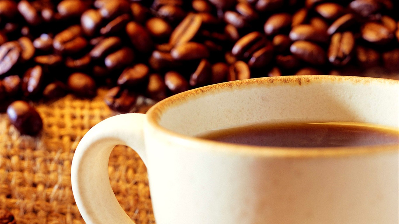 Coffee feature wallpaper (11) #1 - 1366x768