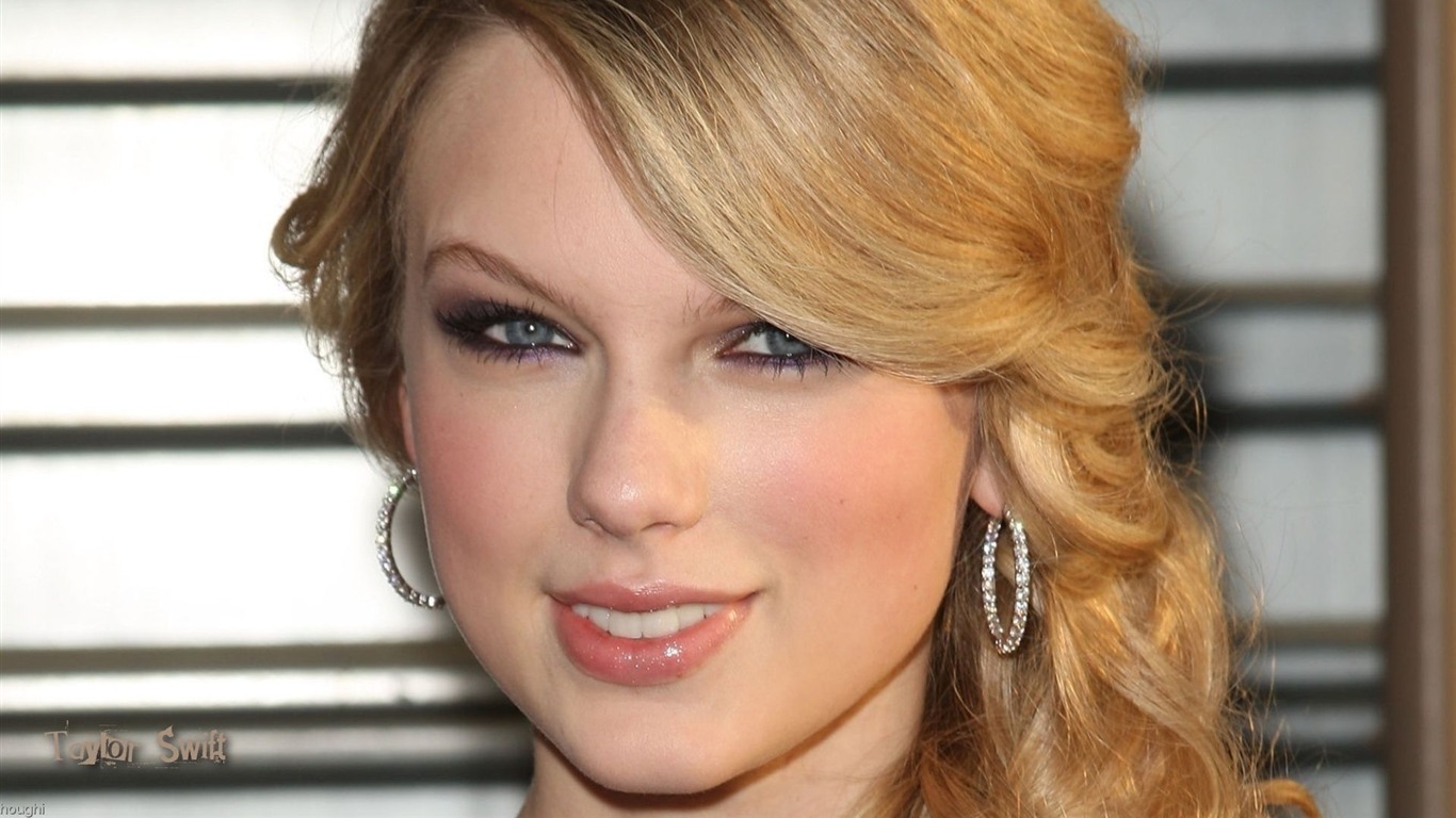 Taylor Swift krásnou tapetu #16 - 1366x768