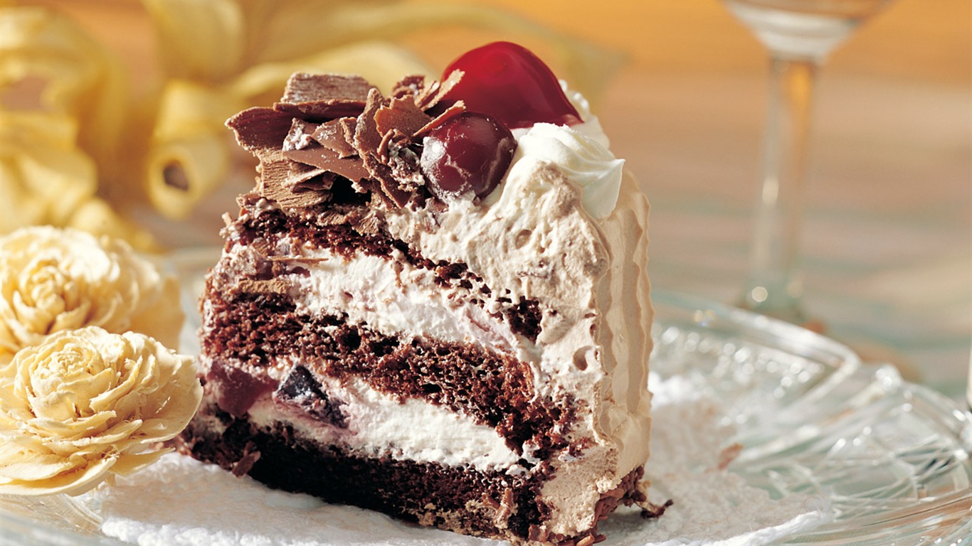 Delicious dessert wallpaper (1) #10 - 1366x768