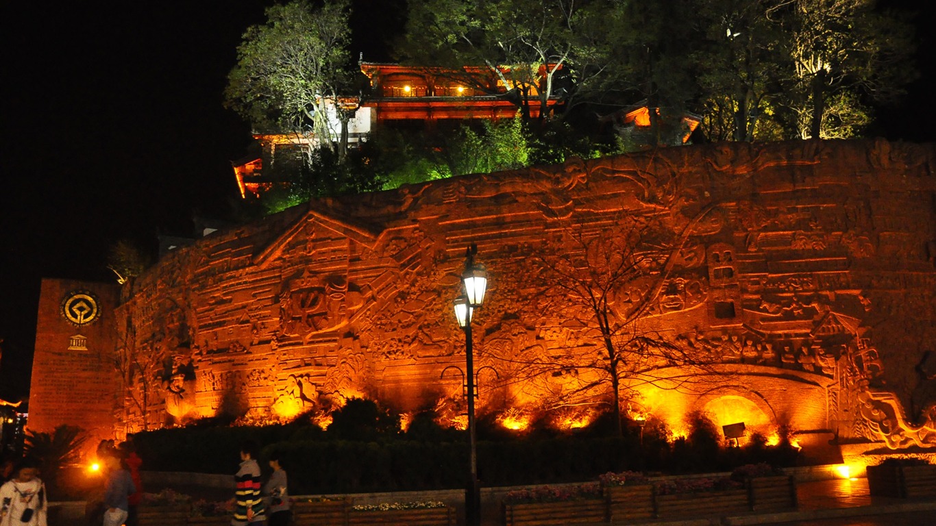 Lijiang Ancient Town Night (Old Hong OK works) #9 - 1366x768