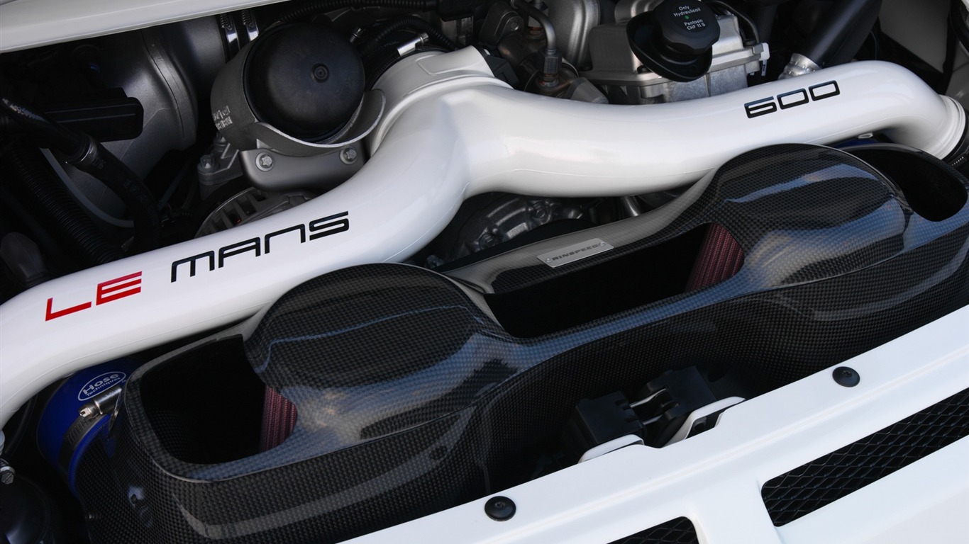 Automobilový místní Celovečerní wallpaper (5) #10 - 1366x768