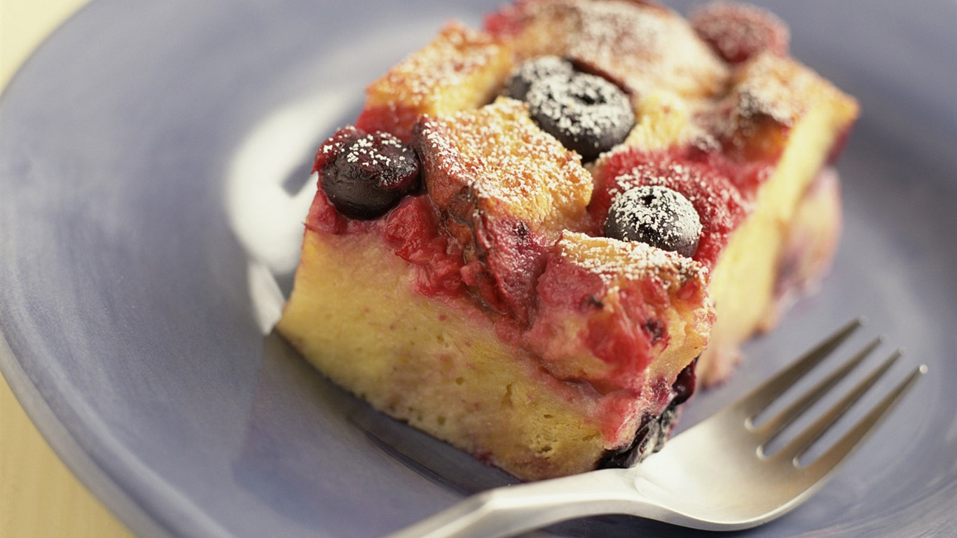 Delicious dessert wallpaper (6) #11 - 1366x768