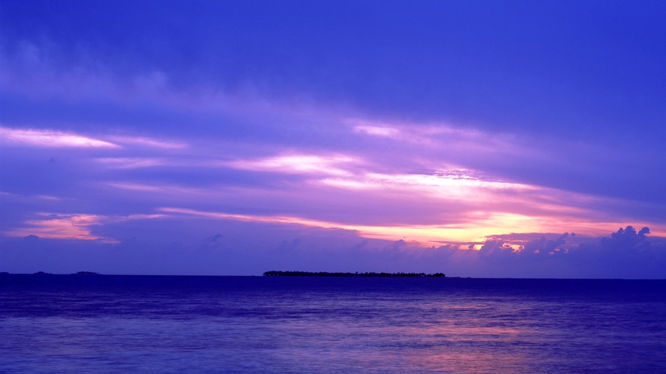 Beach scenery wallpapers (1) #17 - 1366x768
