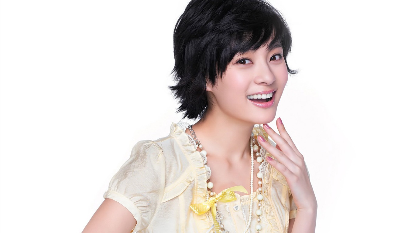 Betty Sun Wallpapers Album #17 - 1366x768