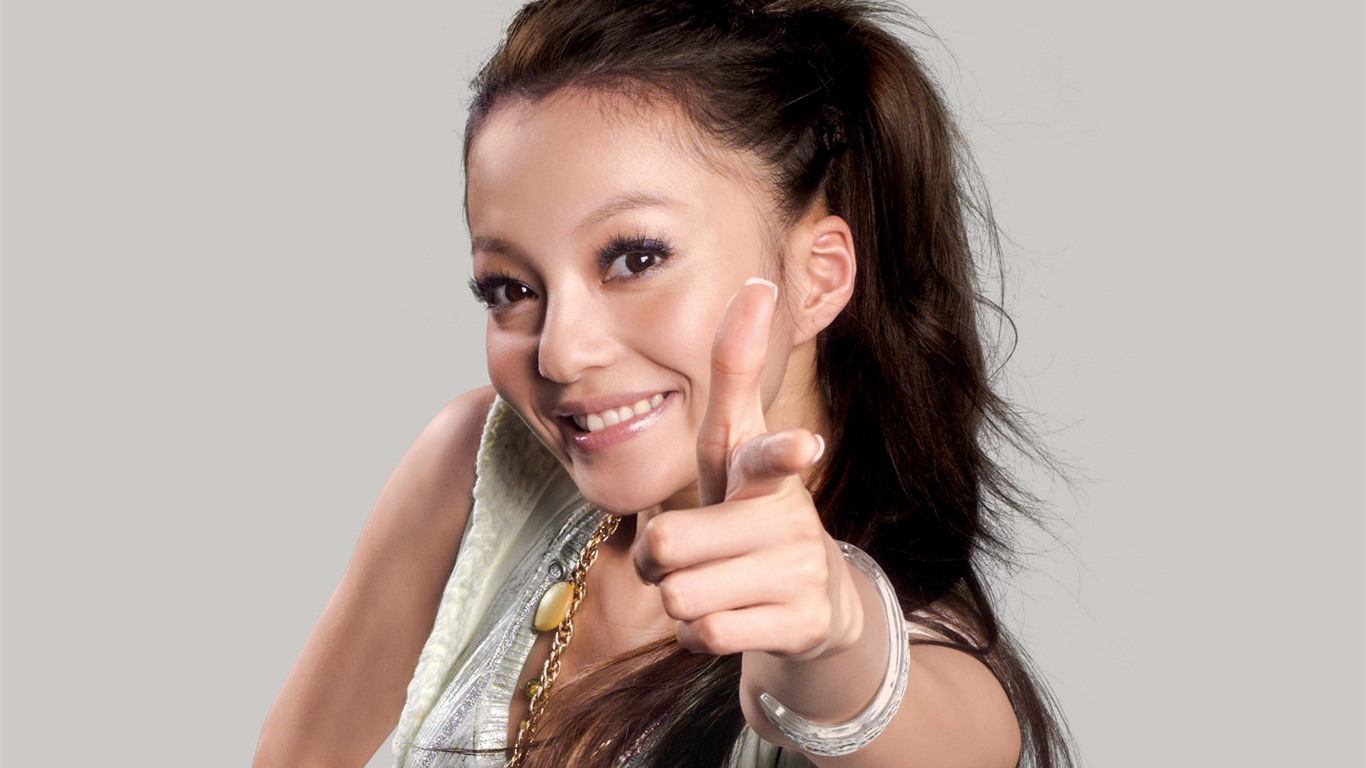 Angela Chang wallpaper alba #16 - 1366x768