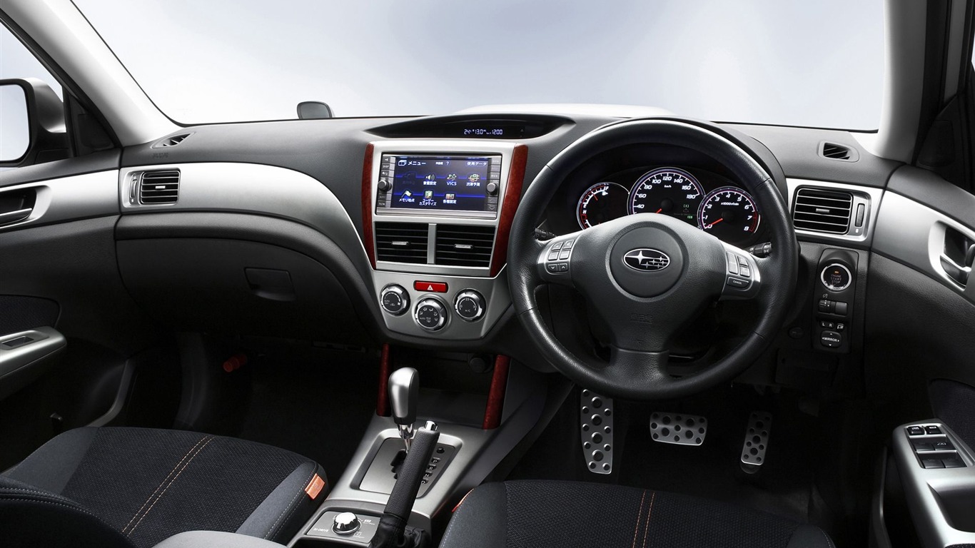 Automobilový místní Celovečerní wallpaper (10) #14 - 1366x768
