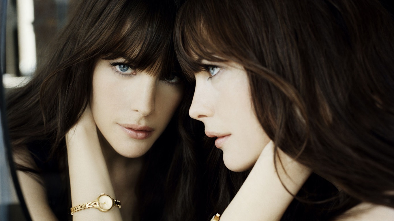 Liv Tyler beau fond d'écran #34 - 1366x768