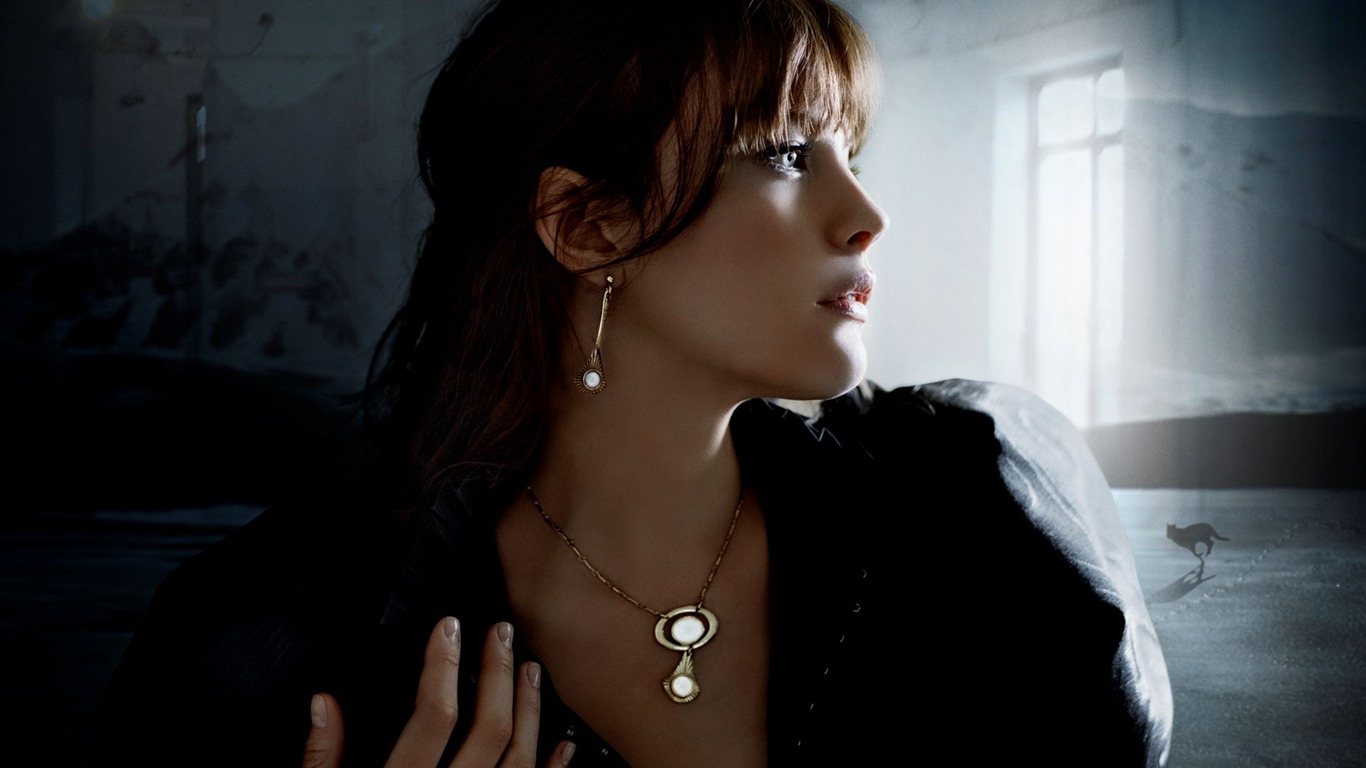 Liv Tyler krásnou tapetu #37 - 1366x768