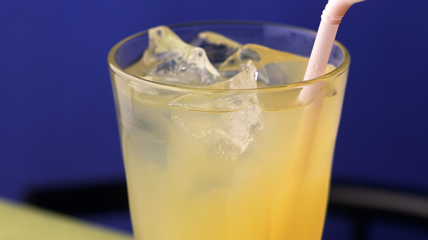 Drinks wallpaper (5) #5 - 1366x768