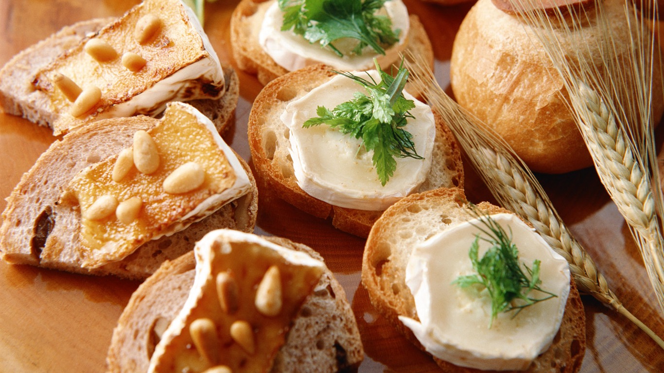 Gourmet dinner wallpaper (1) #2 - 1366x768