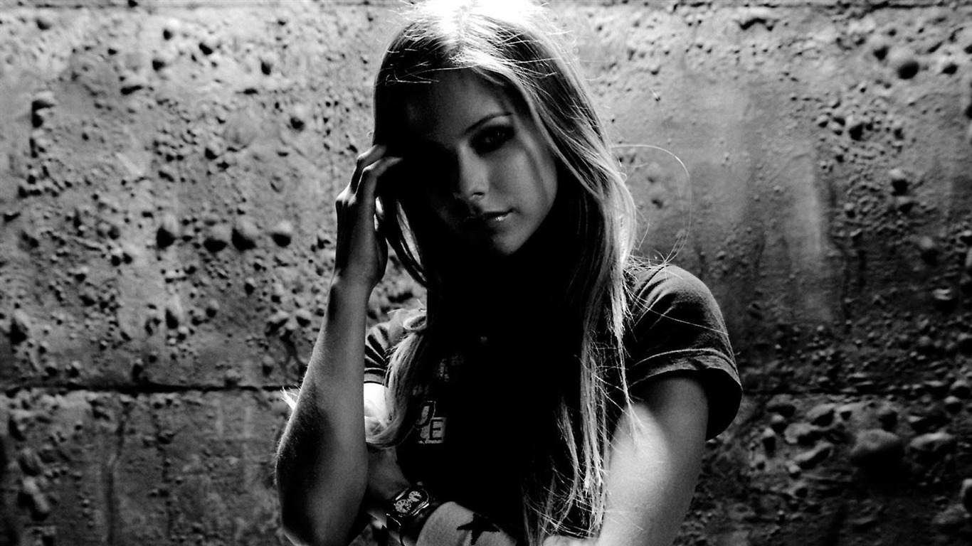 Avril Lavigne krásnou tapetu (3) #9 - 1366x768