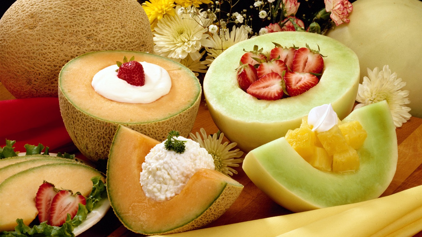 Gourmet dinner wallpaper (3) #1 - 1366x768