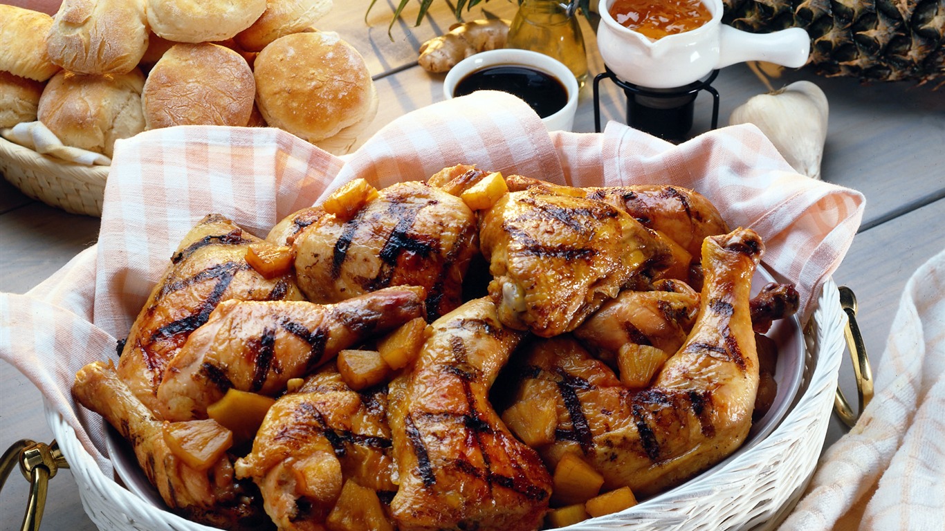 Gourmet dinner wallpaper (3) #15 - 1366x768