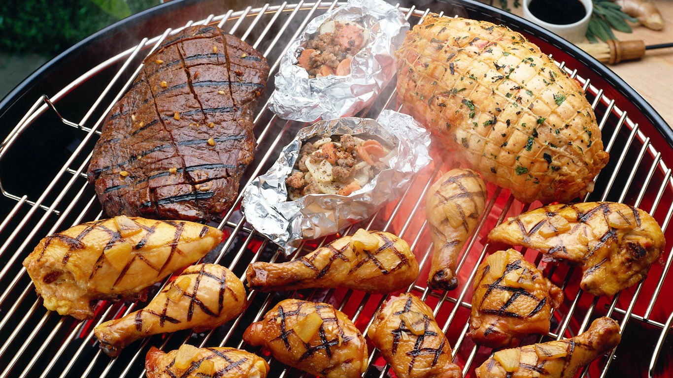 Gourmet dinner wallpaper (3) #16 - 1366x768