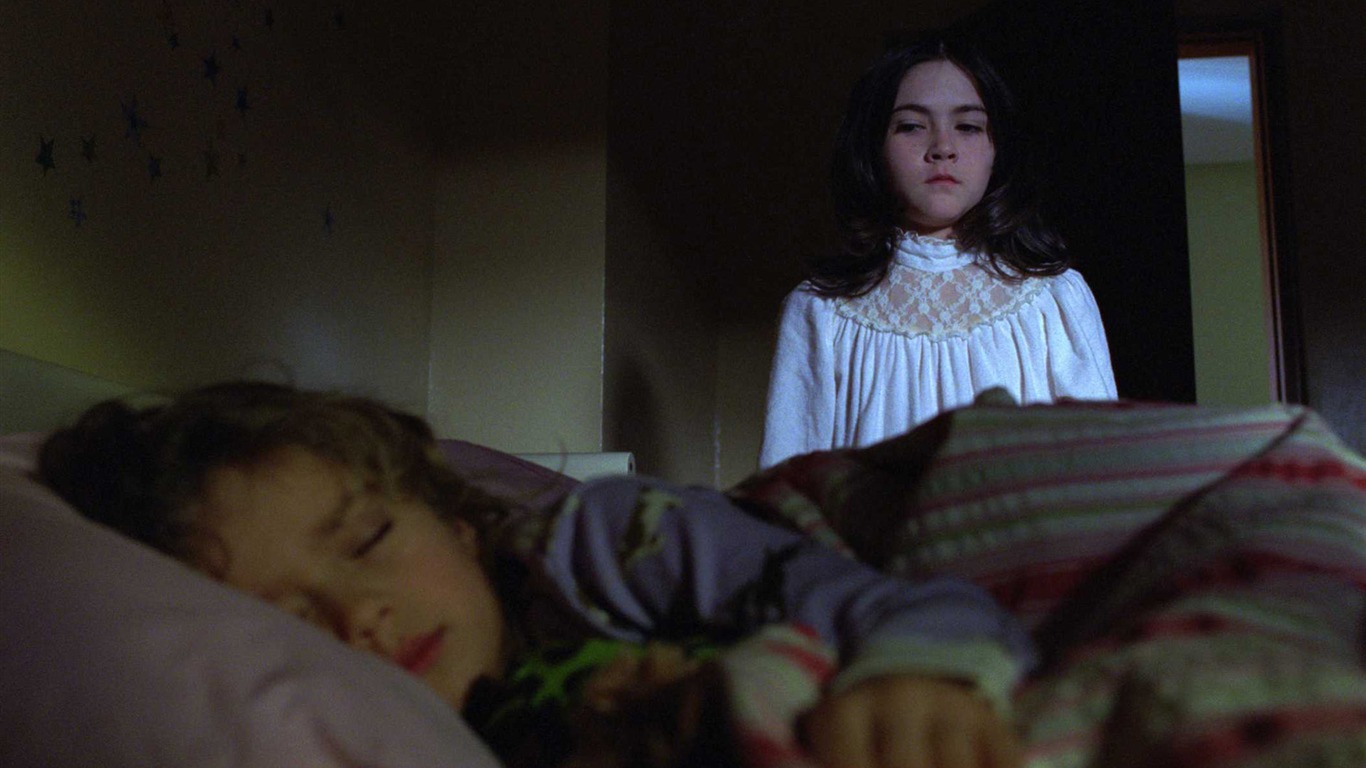Orphan 孤兒 高清壁紙 #3 - 1366x768