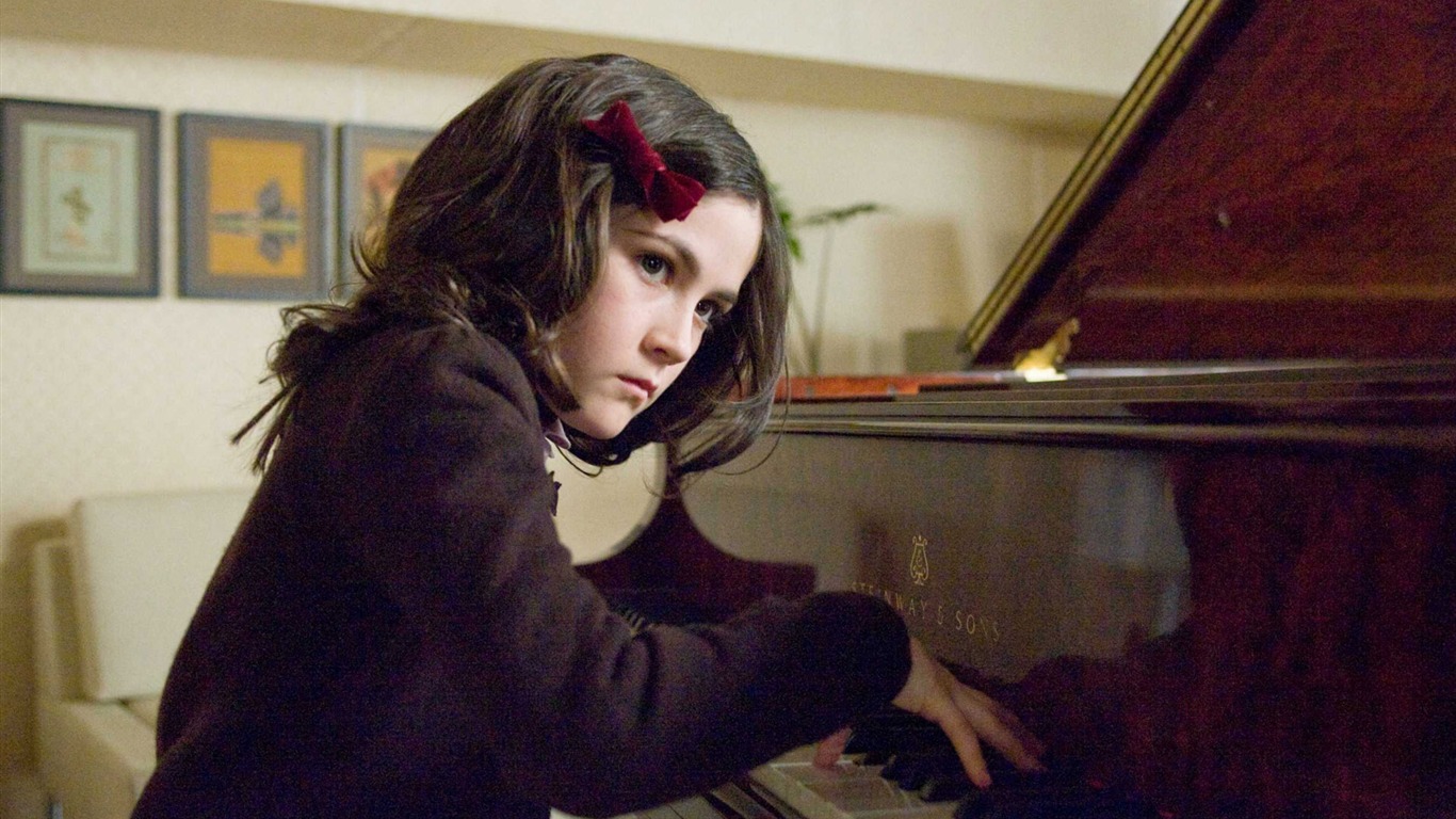 Orphan 孤兒 高清壁紙 #9 - 1366x768