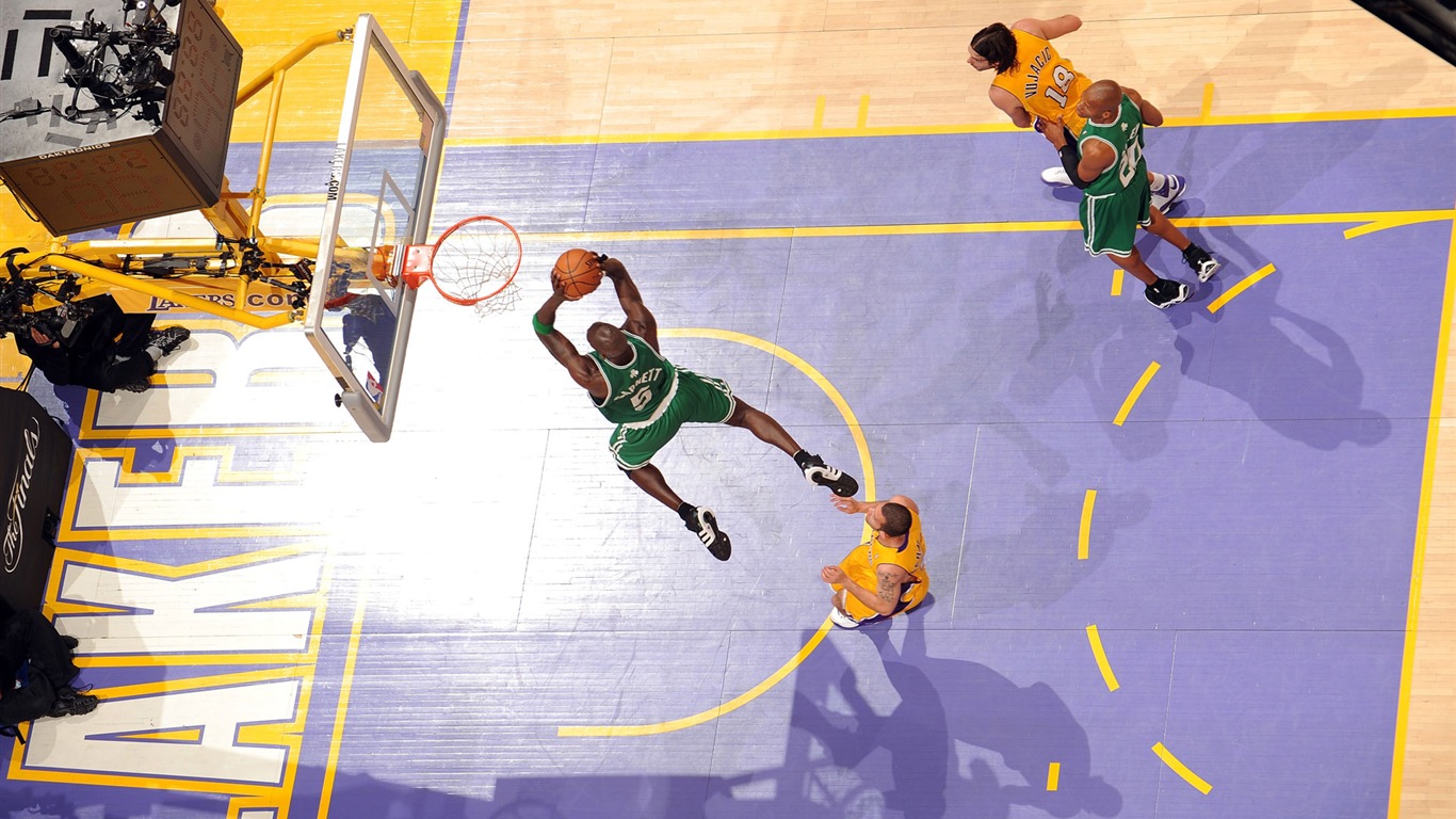 Kevin Garnett tapety (1) #12 - 1366x768