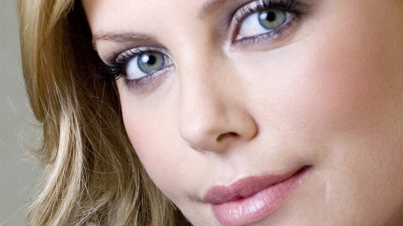 Charlize Theron 查理茲·塞隆 美女壁紙(三) #21 - 1366x768