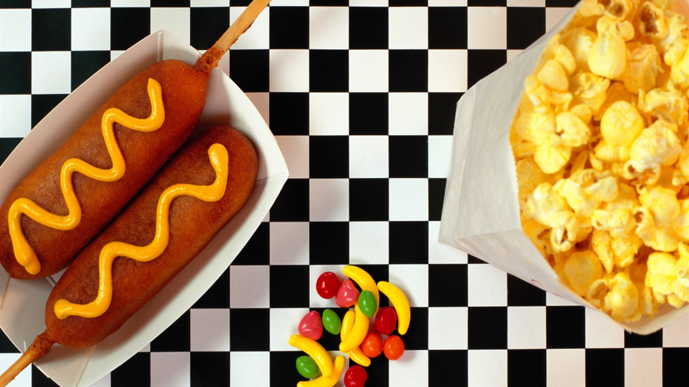 Gourmet dinner wallpaper (10) #1 - 1366x768