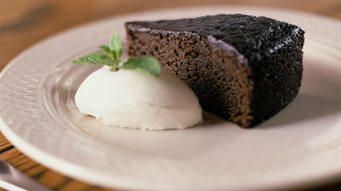 Delicious dessert wallpaper (10) #6 - 1366x768