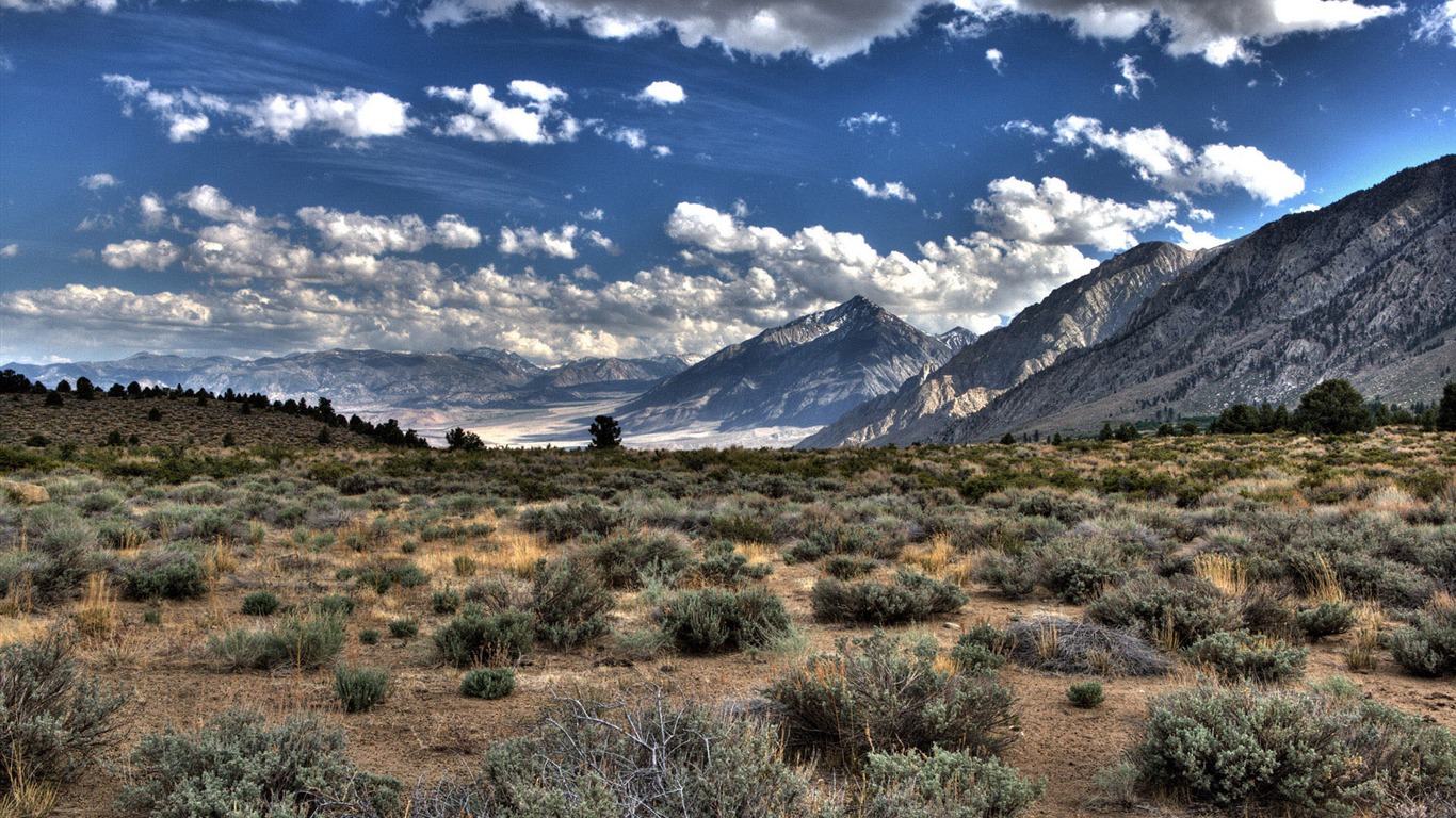 Mountain Valley paysage fond d'écran (1) #3 - 1366x768