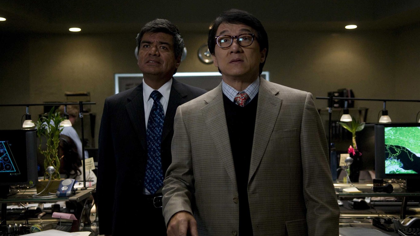 The Spy Next Door HD wallpaper #9 - 1366x768