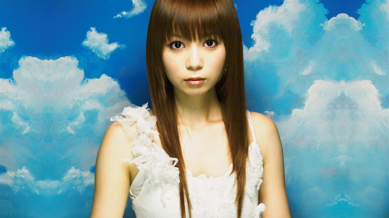 中川翔子 美女壁紙 #10 - 1366x768