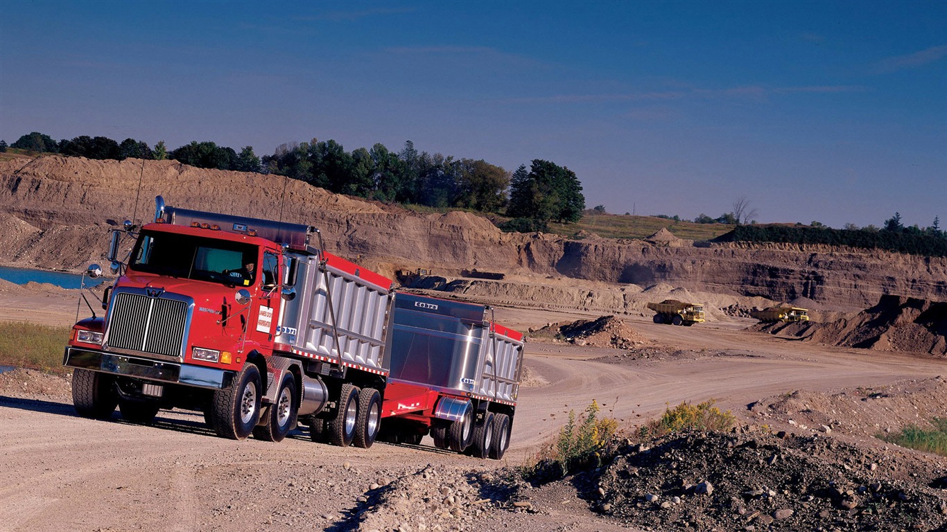 Fond d'écran album camions (4) #9 - 1366x768