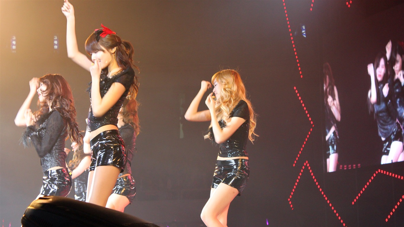 Girls Generation fondos de escritorio de concierto (1) #7 - 1366x768