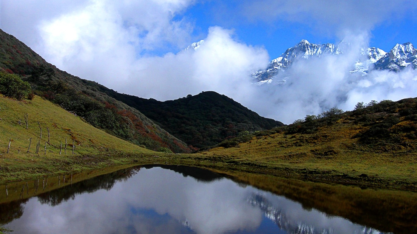 Microsoft India tema de color fondo de pantalla #5 - 1366x768