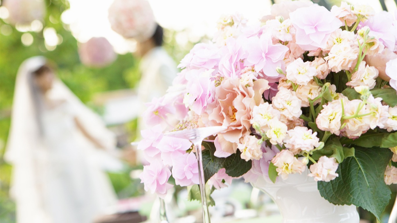 Hochzeiten und Blumen Wallpaper (2) #1 - 1366x768