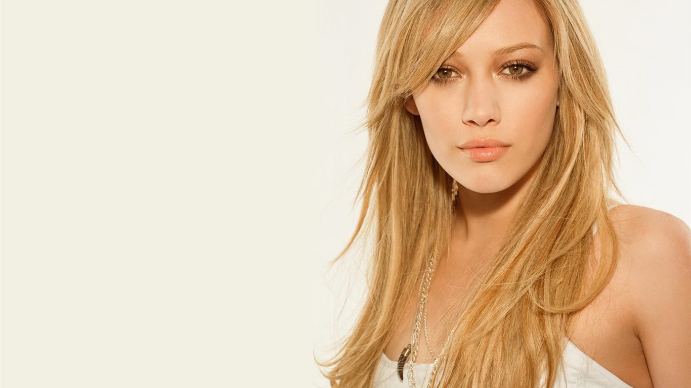 Hilary Duff hermoso fondo de pantalla (2) #1 - 1366x768