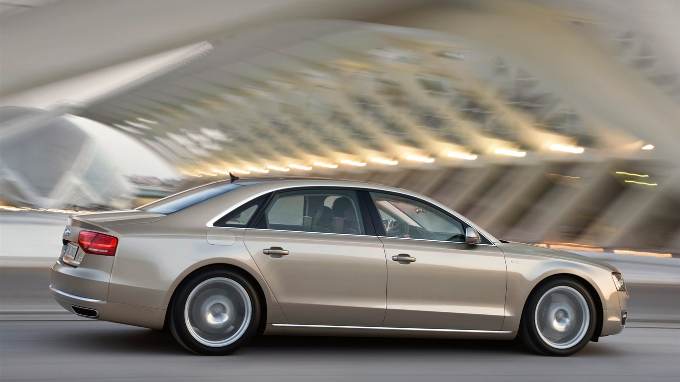 Audi A8 L W12 Quattro - 2010 HD wallpaper #21 - 1366x768