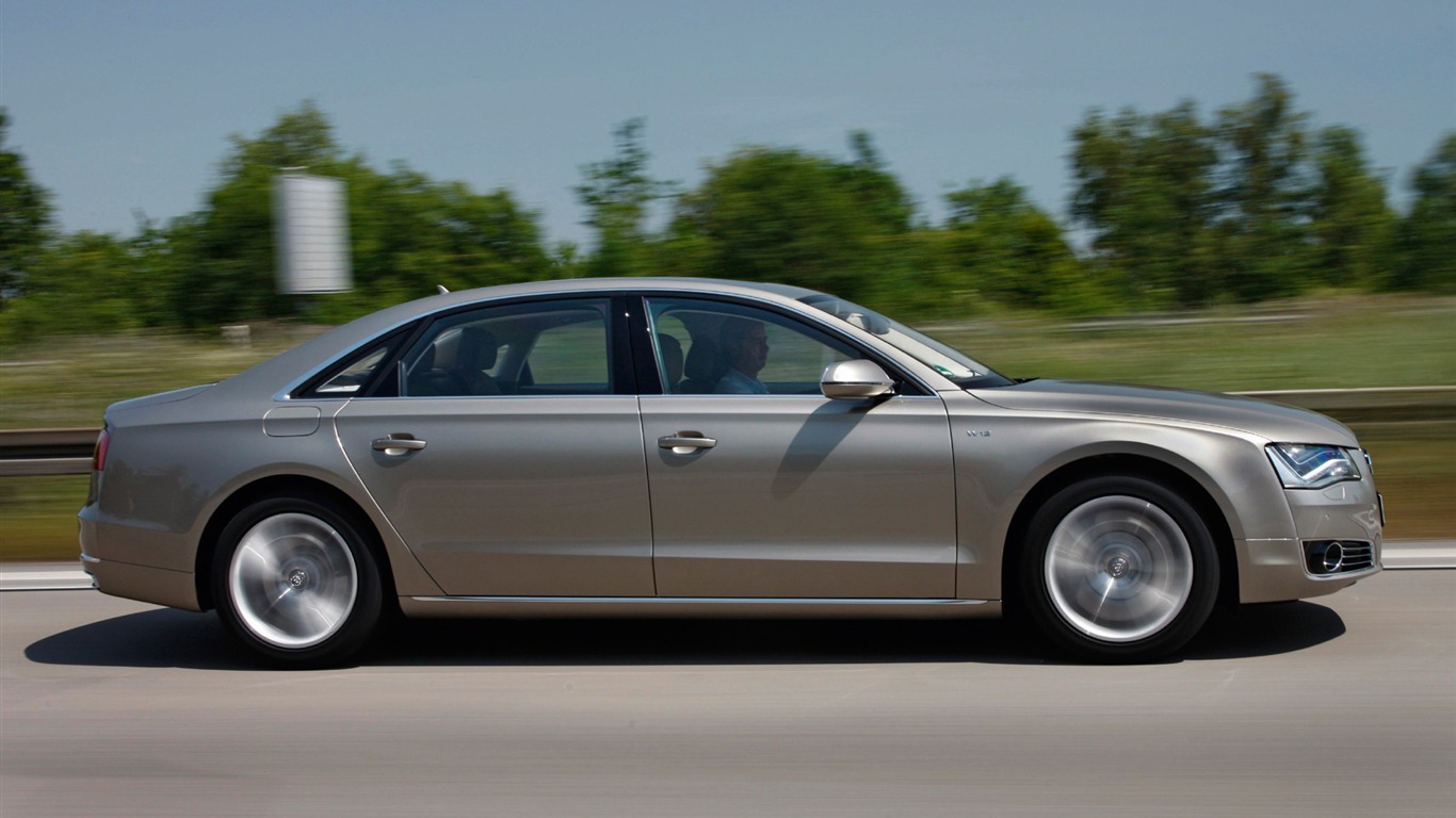 Audi A8 L W12 Quattro - 2010 HD tapetu #27 - 1366x768