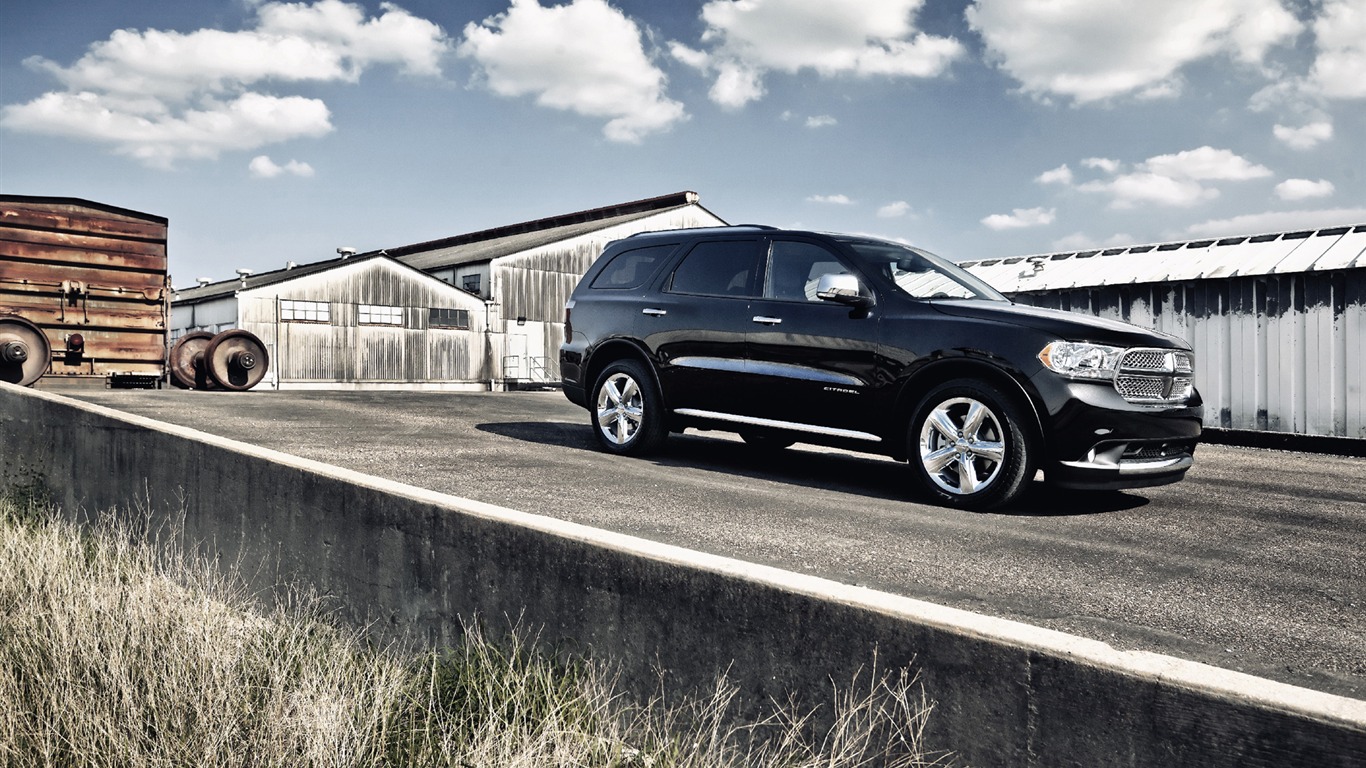 Dodge Durango - 2011 fonds d'écran HD #5 - 1366x768