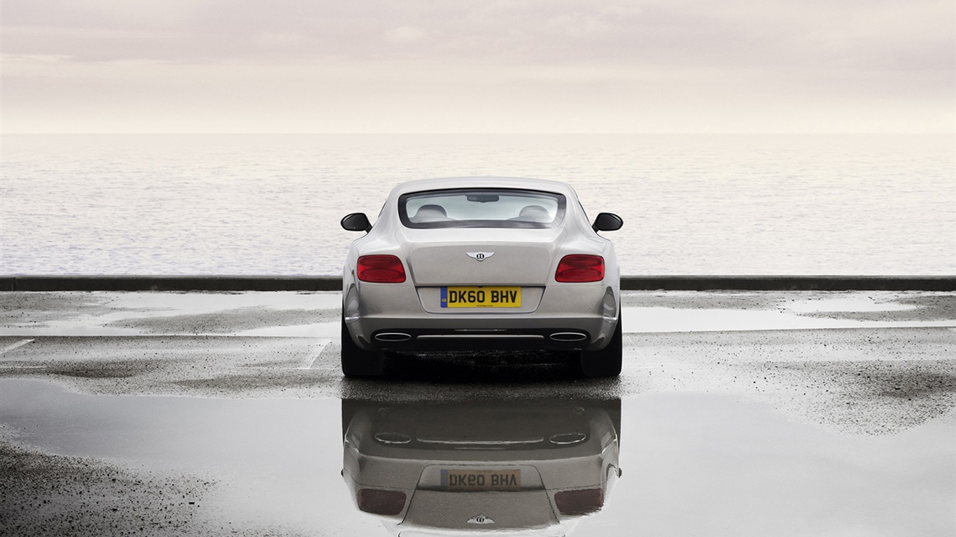 Bentley Continental GT - 2010 HD wallpaper #27 - 1366x768